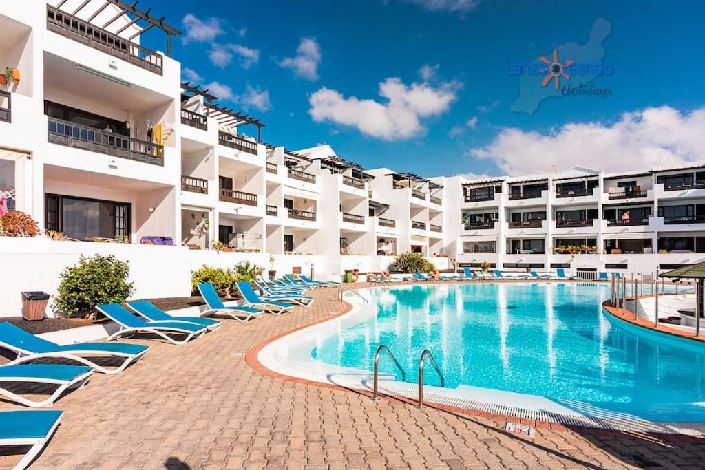 Casa Patty, Piscinas Climatizadas, Primera Linea Costa Teguise Exterior foto